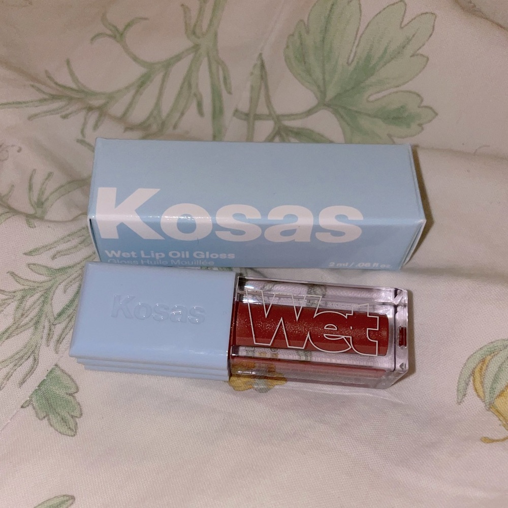 Kosas Wet Lip Oil Plumping Treatment Gloss Dip (neutral pearly nude)